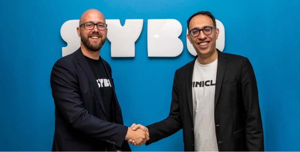 2 dudes shaking hands